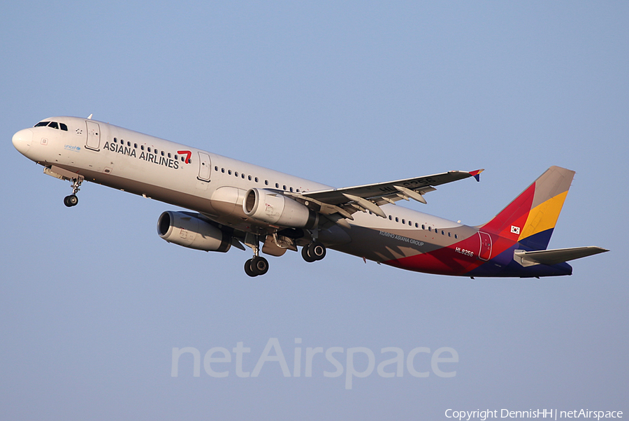 Asiana Airlines Airbus A321-231 (HL8256) | Photo 348971