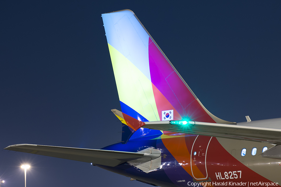 Asiana Airlines Airbus A321-231 (HL8257) | Photo 289876