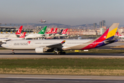 Asiana Airlines Airbus A330-323E (HL8259) at  Istanbul - Ataturk, Turkey