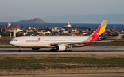 Asiana Airlines Airbus A330-323E (HL8259) at  Istanbul - Ataturk, Turkey