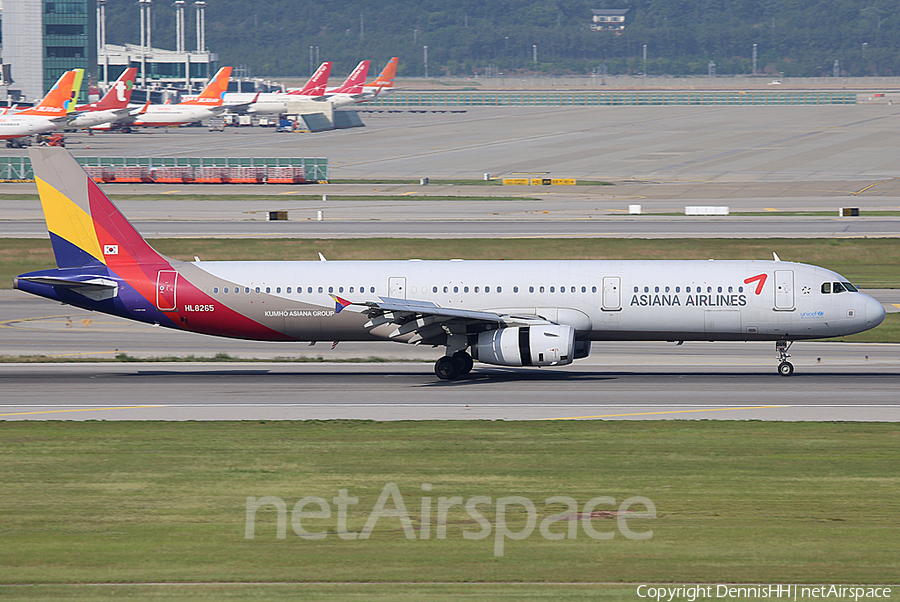 Asiana Airlines Airbus A321-231 (HL8265) | Photo 330961
