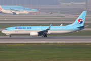 Korean Air Boeing 737-9B5(ER) (HL8273) at  Seoul - Incheon International, South Korea