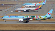 Korean Air Boeing 777-3B5(ER) (HL8275) at  Seoul - Incheon International, South Korea