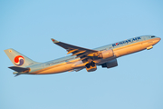 Korean Air Airbus A330-223 (HL8276) at  Seoul - Incheon International, South Korea