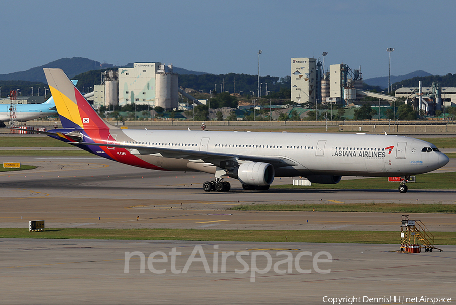 Asiana Airlines Airbus A330-323 (HL8286) | Photo 348964