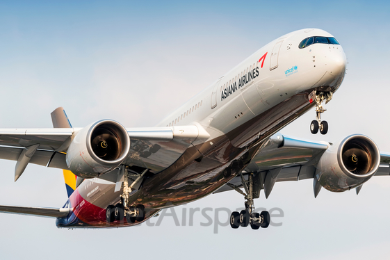 Asiana Airlines Airbus A350-941 (HL8308) at  London - Heathrow, United Kingdom