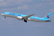 Korean Air Boeing 787-9 Dreamliner (HL8345) at  Seoul - Incheon International, South Korea