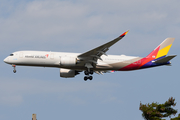 Asiana Airlines Airbus A350-941 (HL8359) at  New York - John F. Kennedy International, United States