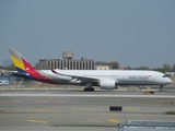 Asiana Airlines Airbus A350-941 (HL8381) at  New York - John F. Kennedy International, United States