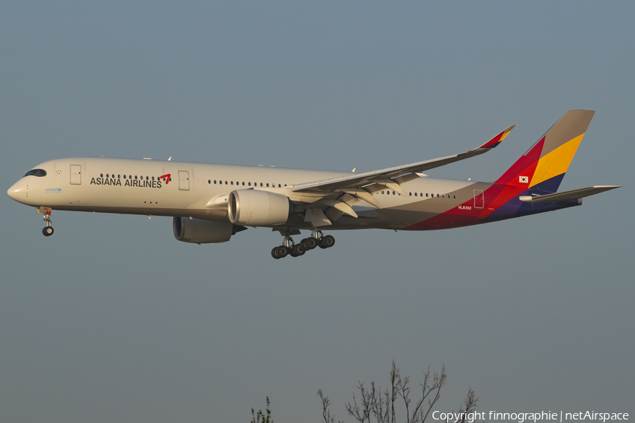 Asiana Airlines Airbus A350-941 (HL8382) | Photo 564237