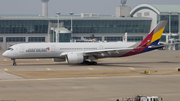 Asiana Airlines Airbus A350-941 (HL8382) at  Seoul - Incheon International, South Korea