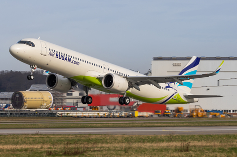 Air Busan Airbus A321-251NX (HL8525) at  Hamburg - Finkenwerder, Germany