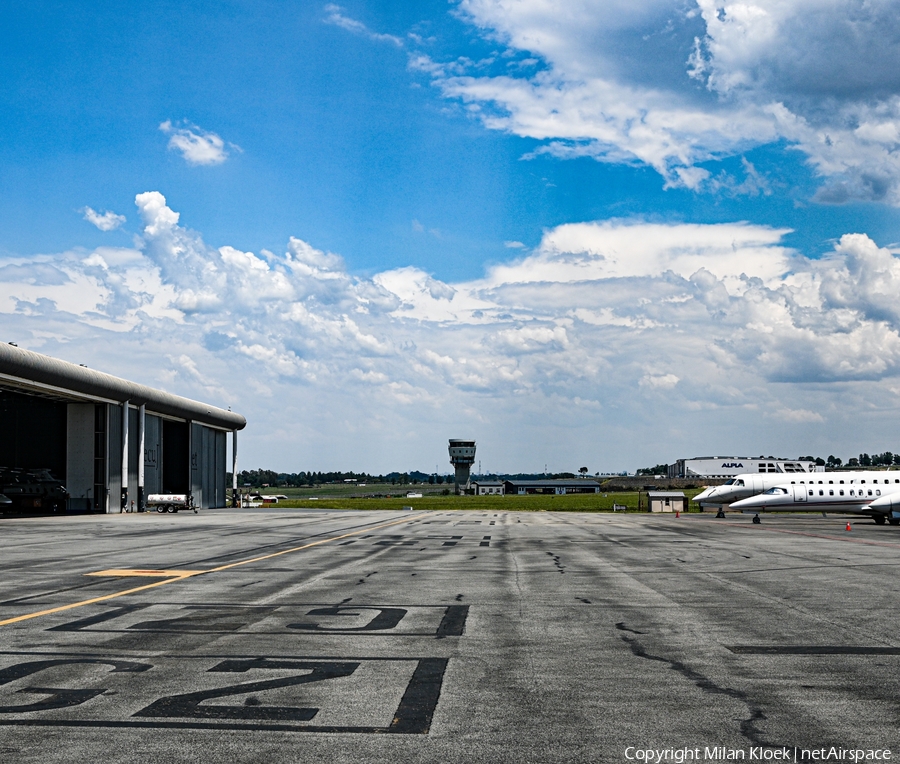 Aviation photo 641416