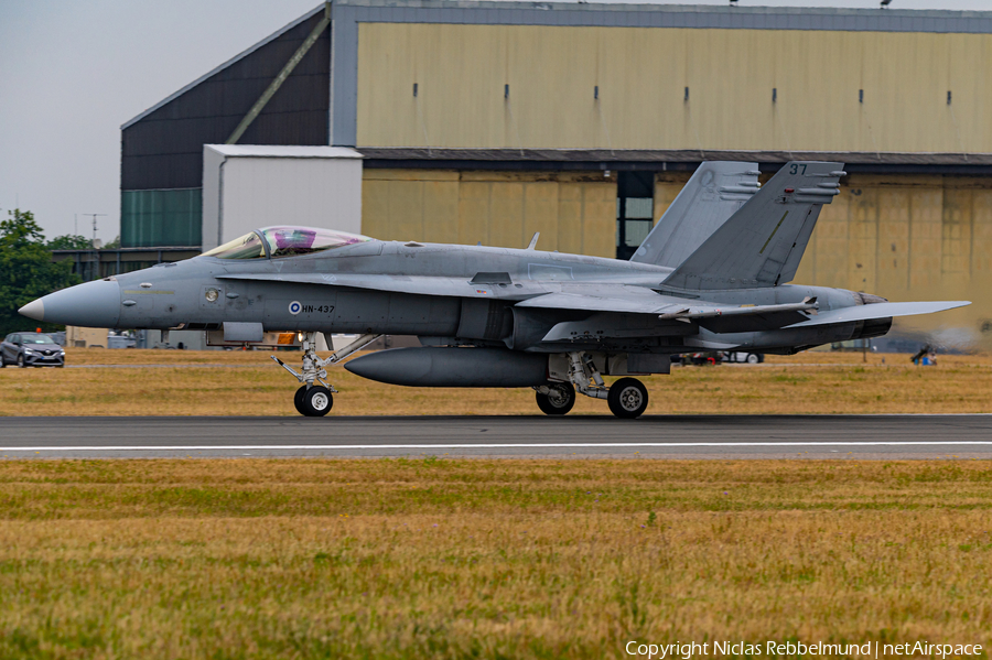 Finnish Air Force McDonnell Douglas F/A-18C Hornet (HN-437) | Photo 575712