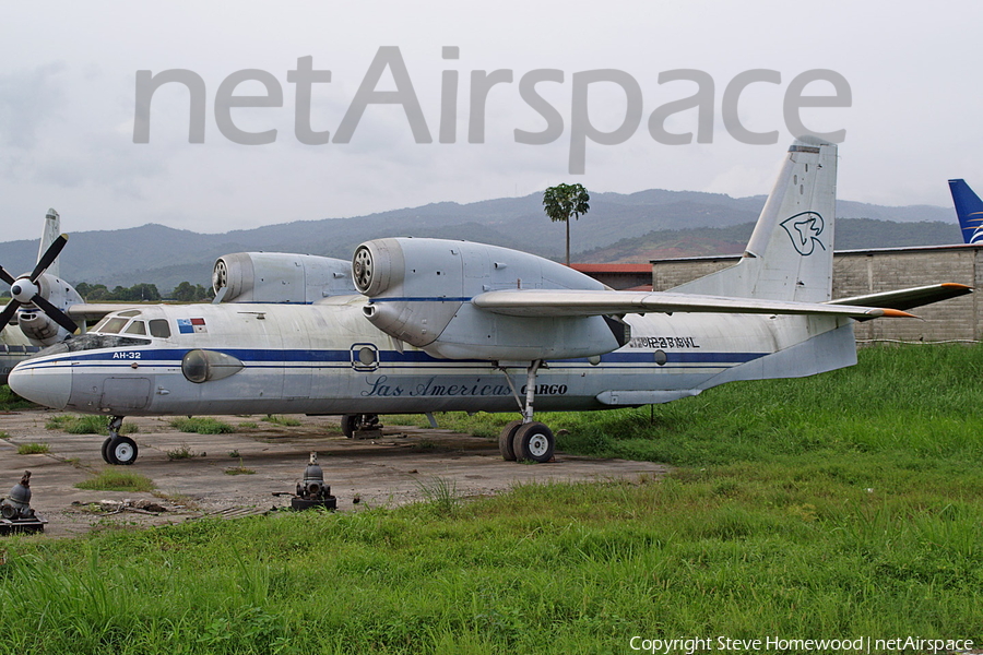 Las Americas Cargo Antonov An-32B (HP-1227AVL) | Photo 51622