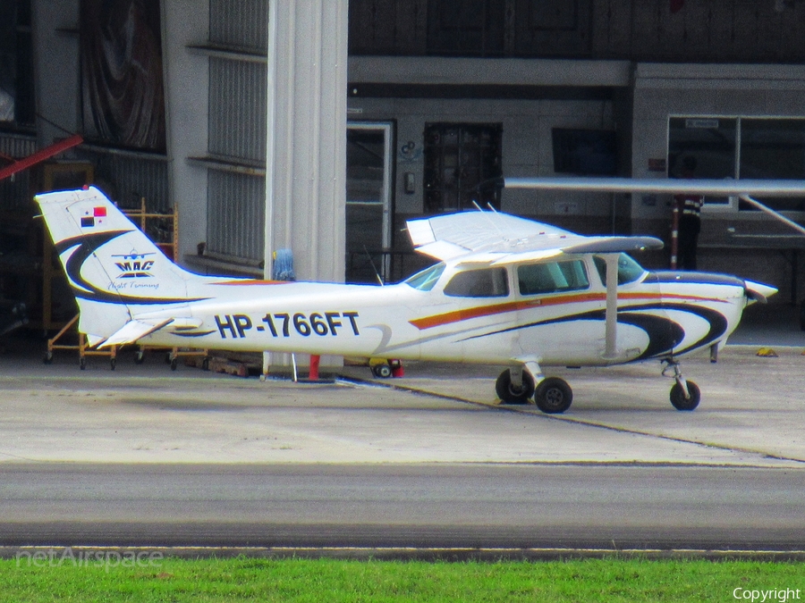MAG Flight Training Cessna 172Q Cutlass (HP-1766FT) | Photo 362176