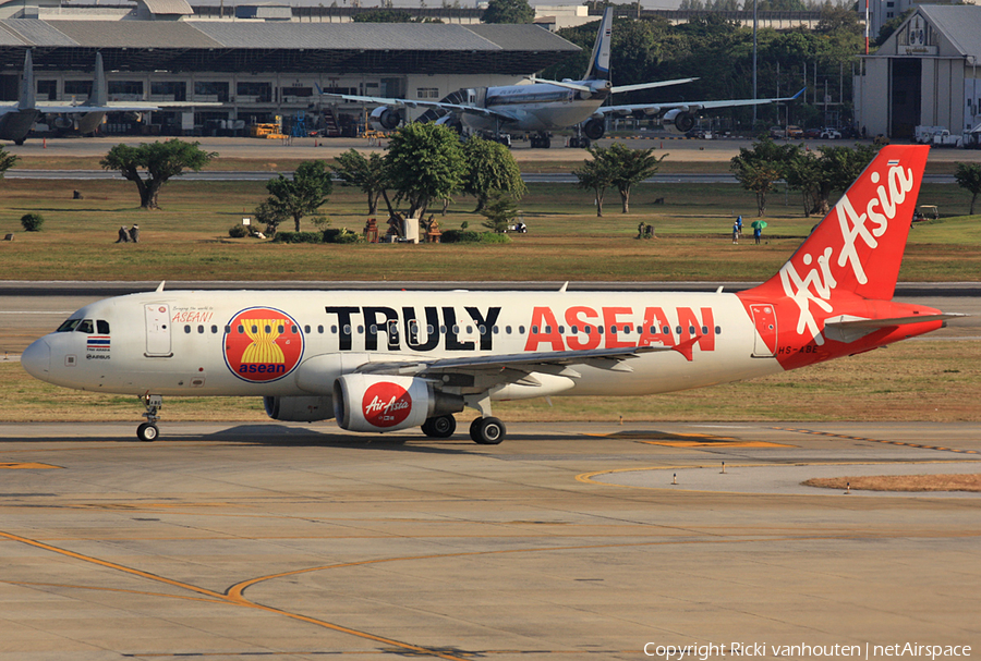 Thai AirAsia Airbus A320-216 (HS-ABE) | Photo 368508