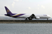 Thai Airways International Boeing 777-3D7 (HS-TKE) at  Denpasar/Bali - Ngurah Rai International, Indonesia