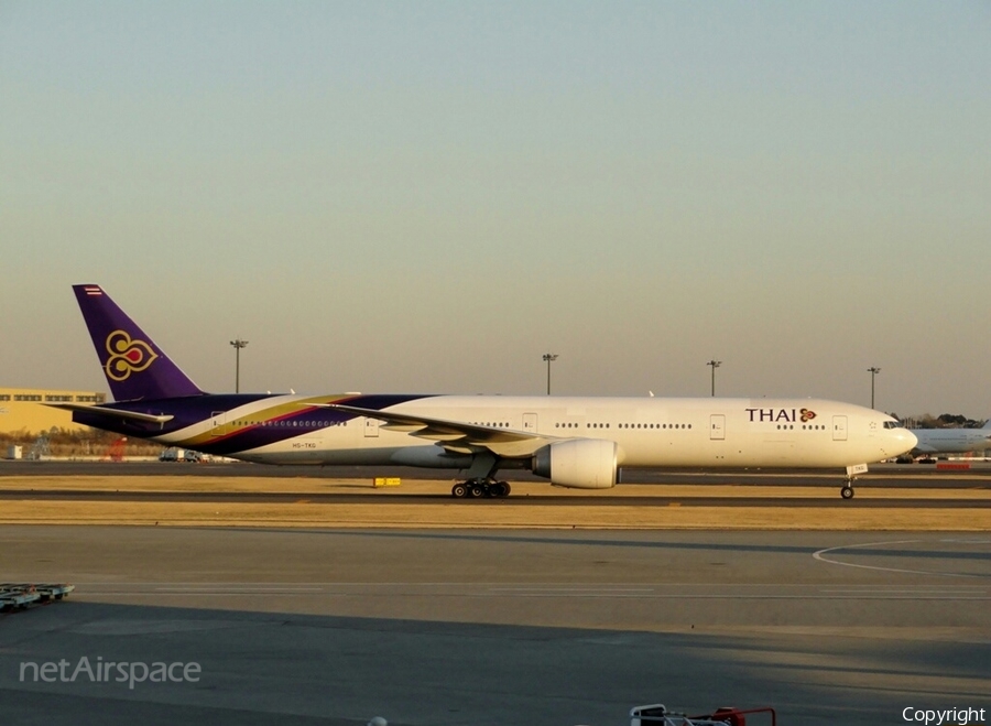 Thai Airways International Boeing 777-35R(ER) (HS-TKG) | Photo 77016