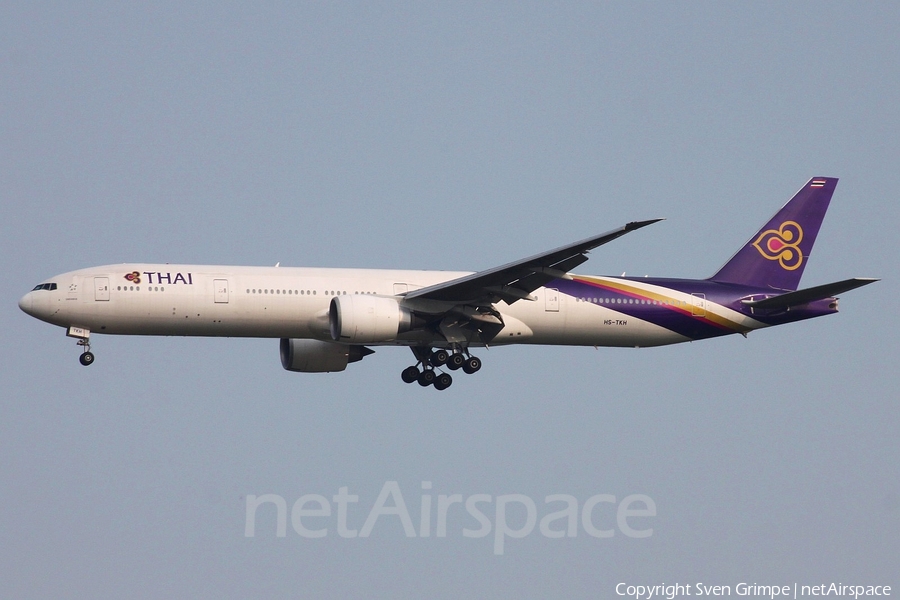 Thai Airways International Boeing 777-35R(ER) (HS-TKH) | Photo 22662