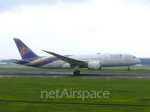 Thai Airways International Boeing 787-8 Dreamliner (HS-TQF) at  Jakarta - Soekarno-Hatta International, Indonesia