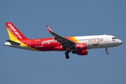 Thai VietJet Air Airbus A320-214 (HS-VKB) at  Bangkok - Suvarnabhumi International, Thailand