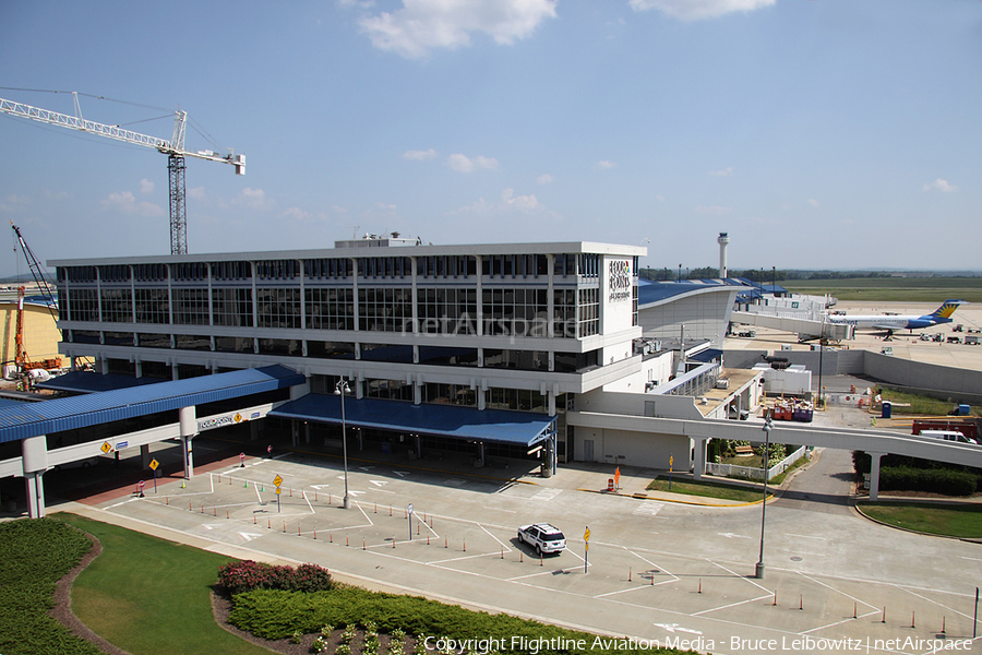 Aviation photo 169564