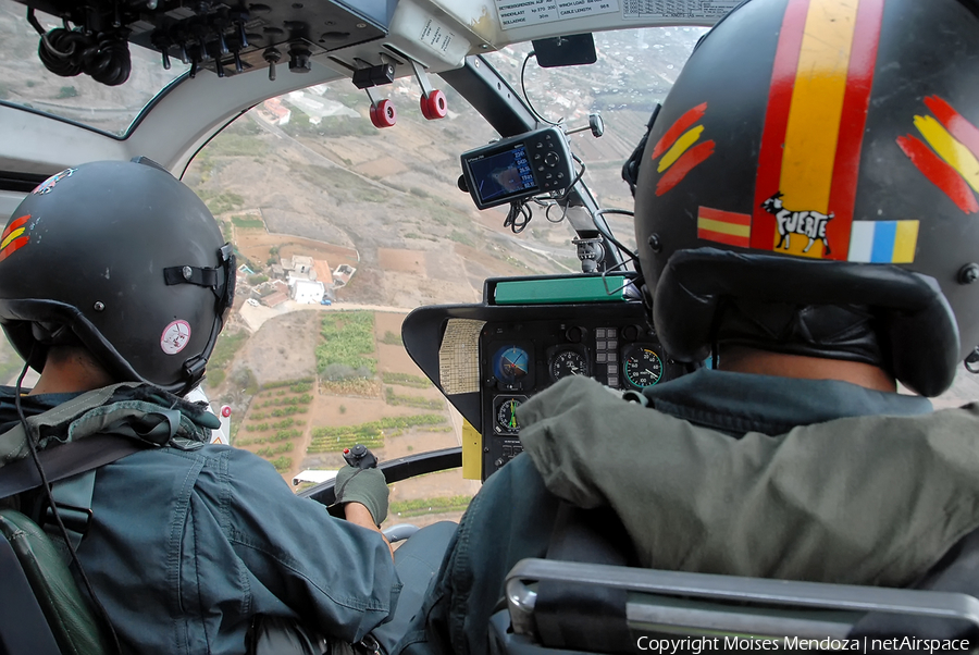 Spain - Guardia Civil MBB Bo 105CB (HU.15-88) | Photo 113530