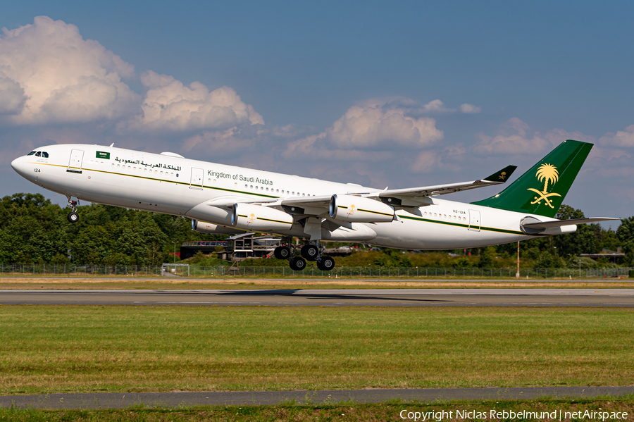 Saudi Arabian Government Airbus A340-213 (HZ-124) | Photo 517285