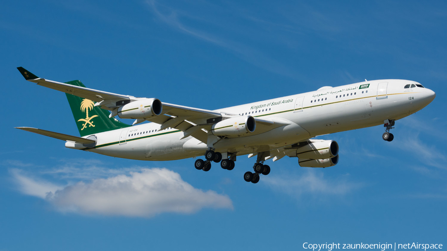 Saudi Arabian Government Airbus A340-213 (HZ-124) | Photo 520629