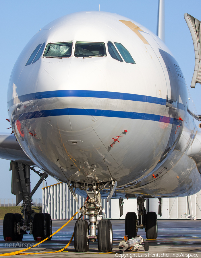 Saudi Arabian Government Airbus A340-213 (HZ-124) | Photo 368451