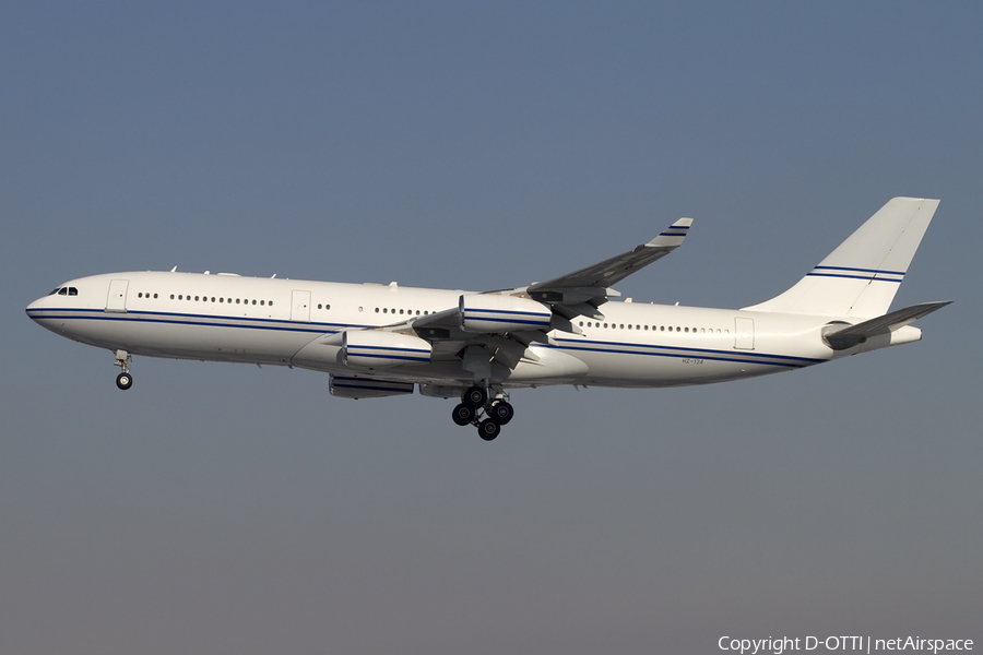 Saudi Arabian Government Airbus A340-213 (HZ-124) | Photo 401659