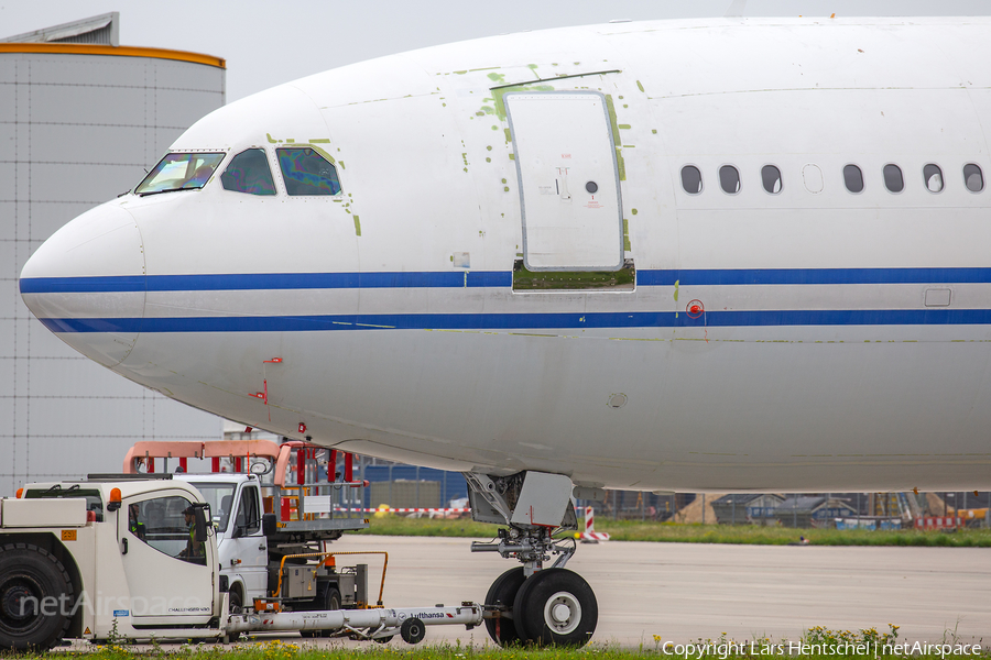 Saudi Arabian Government Airbus A340-213 (HZ-124) | Photo 470095