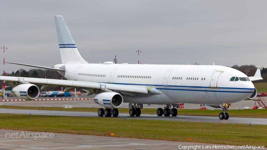 Saudi Arabian Government Airbus A340-213 (HZ-124) | Photo 489846