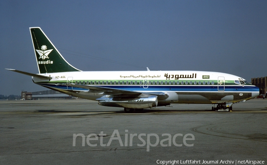 Saudi Arabian Airlines Boeing 737-268(Adv) (HZ-AGL) | Photo 437591