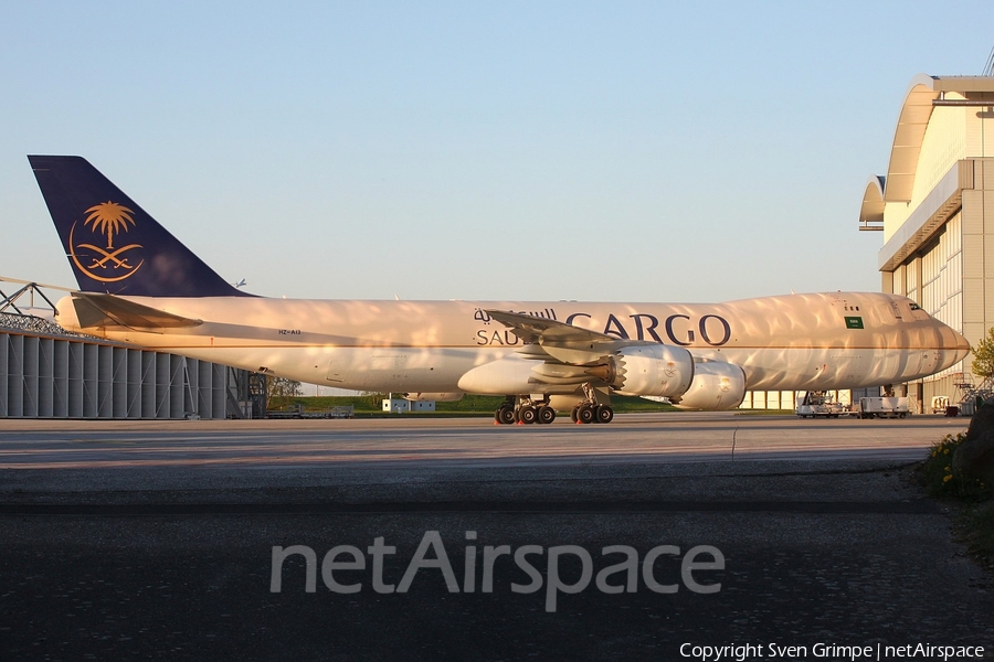 Saudi Arabian Cargo Boeing 747-87UF (HZ-AI3) | Photo 314674