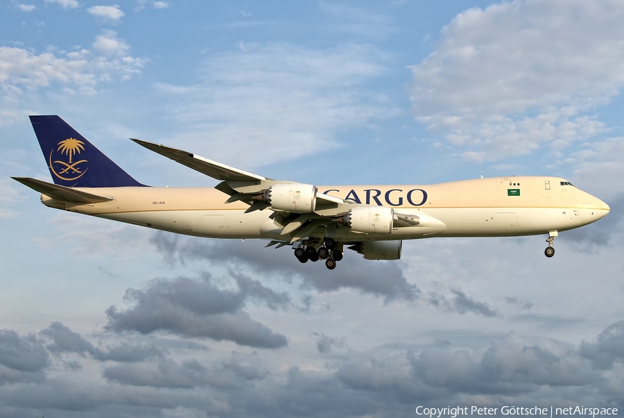 Saudi Arabian Cargo Boeing 747-87UF (HZ-AI4) | Photo 326369