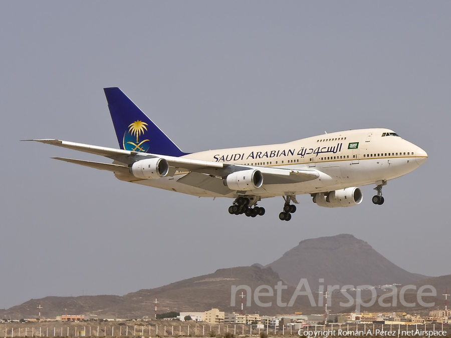 Saudi Arabian Royal Flight Boeing 747SP-68 (HZ-AIF) | Photo 281447