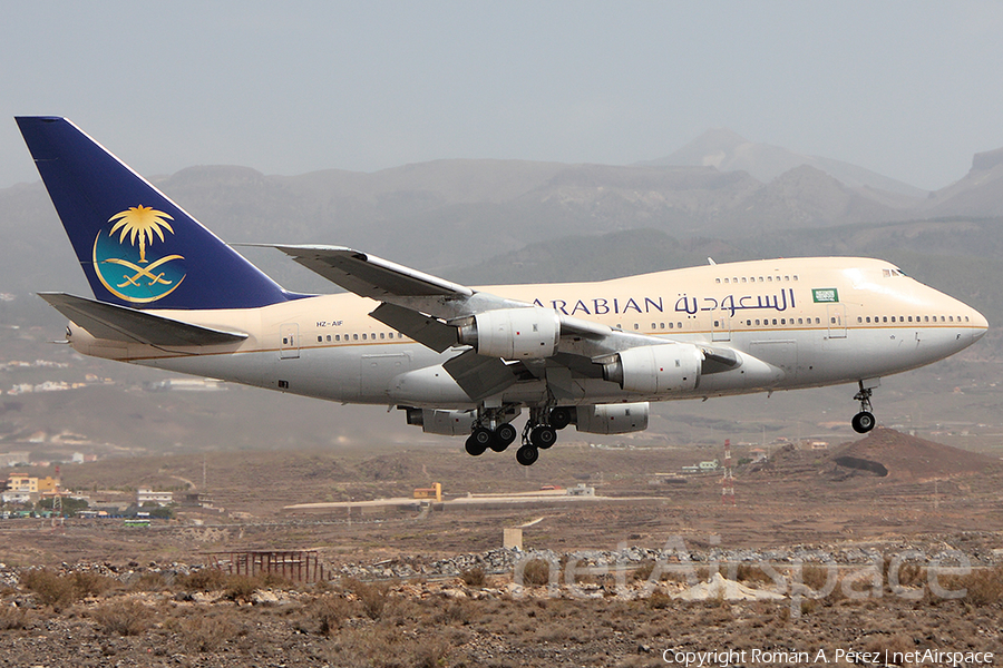 Saudi Arabian Royal Flight Boeing 747SP-68 (HZ-AIF) | Photo 282309