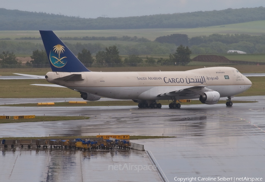 Saudi Arabian Cargo Boeing 747-268F(SCD) (HZ-AIU) | Photo 107185