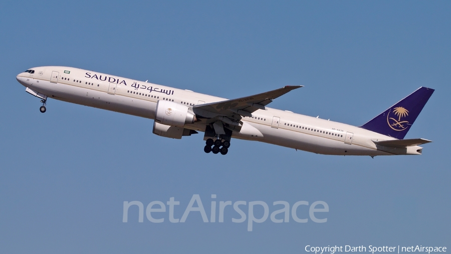 Saudi Arabian Airlines Boeing 777-368(ER) (HZ-AK20) | Photo 237310