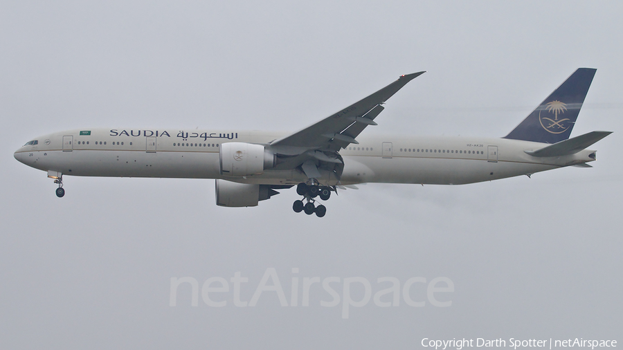 Saudi Arabian Airlines Boeing 777-368(ER) (HZ-AK20) | Photo 354381