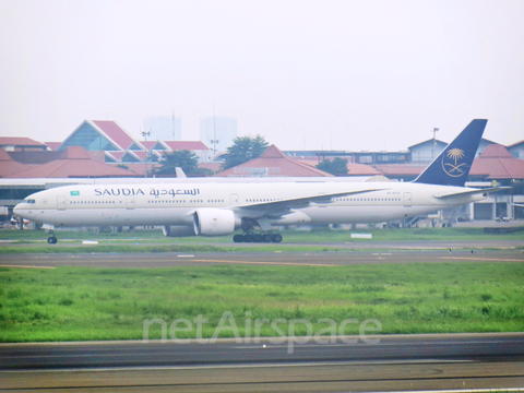 Saudi Arabian Airlines Boeing 777-3FG(ER) (HZ-AK32) at  Jakarta - Soekarno-Hatta International, Indonesia