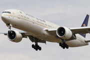 Saudi Arabian Airlines Boeing 777-3FG(ER) (HZ-AK40) at  London - Heathrow, United Kingdom