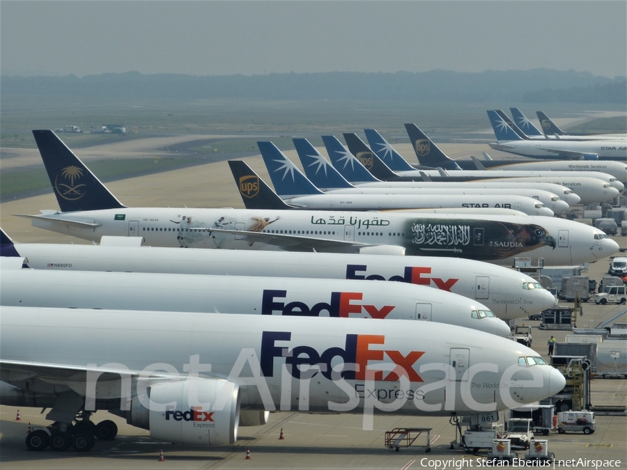 Saudi Arabian Airlines Boeing 777-368(ER) (HZ-AK43) | Photo 247605