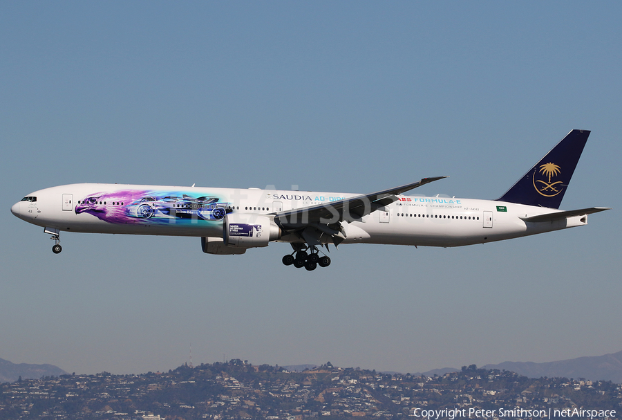 Saudi Arabian Airlines Boeing 777-368(ER) (HZ-AK43) | Photo 299076