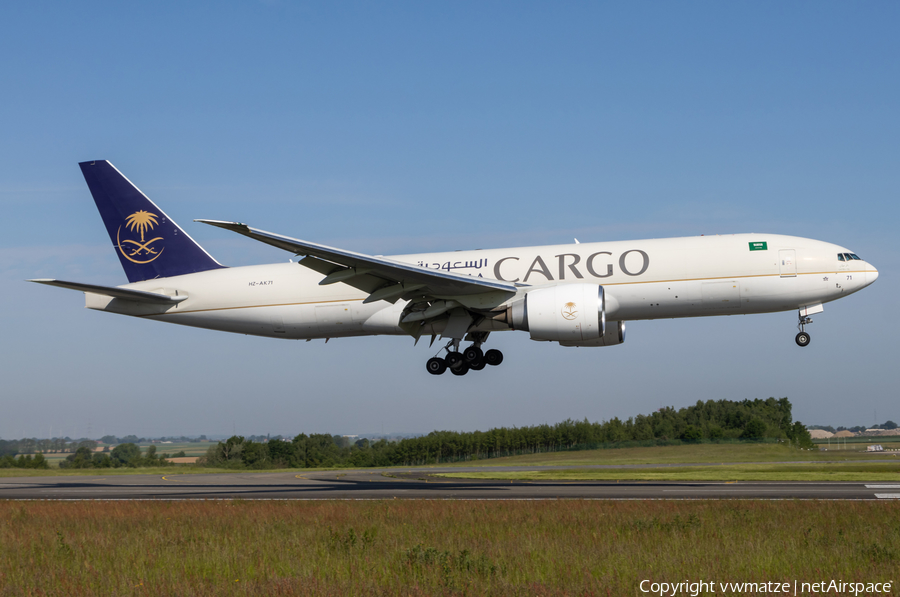 Saudi Arabian Cargo Boeing 777-FFG (HZ-AK71) | Photo 573260