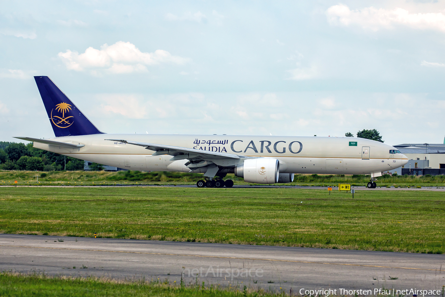 Saudi Arabian Cargo Boeing 777-FFG (HZ-AK73) | Photo 389465