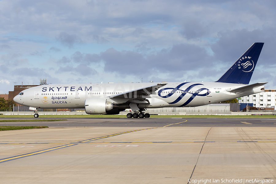 Saudi Arabian Airlines Boeing 777-268(ER) (HZ-AKA) | Photo 36173