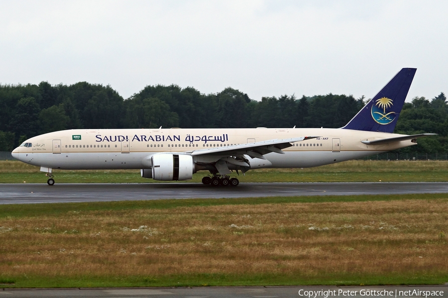 Saudi Arabian Airlines Boeing 777-268(ER) (HZ-AKF) | Photo 170921